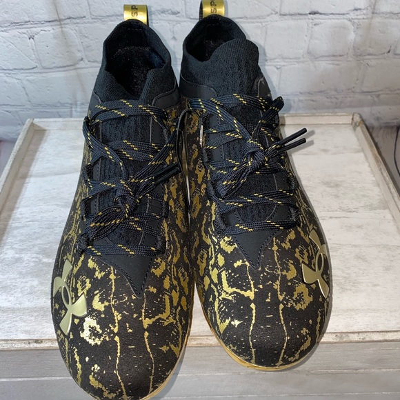 UNDER ARMOUR SPOTLIGHT LUX SUEDE 2.0 CLEATS MENS - Picture 3 of 10